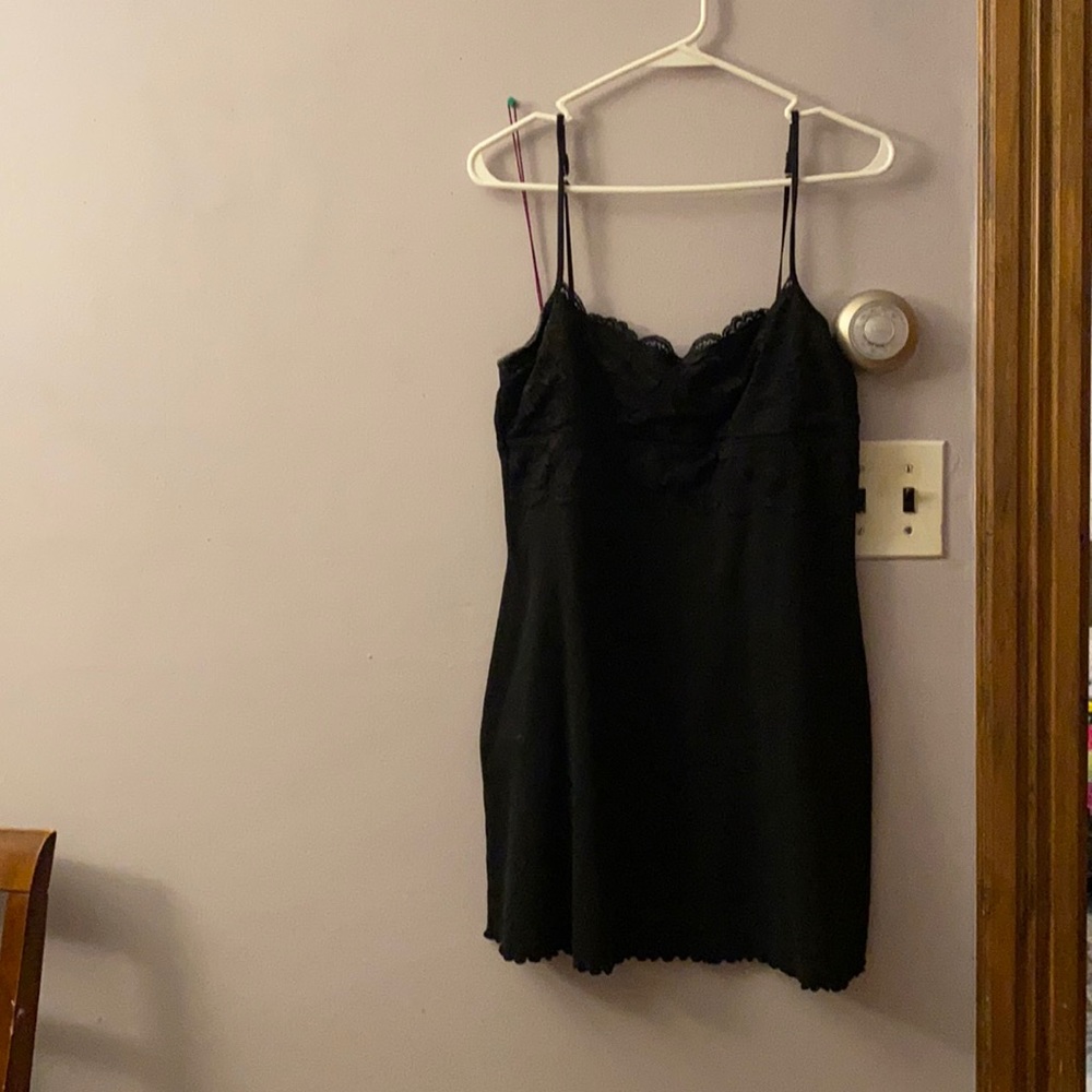 medium black mini dress with lace loosely fit